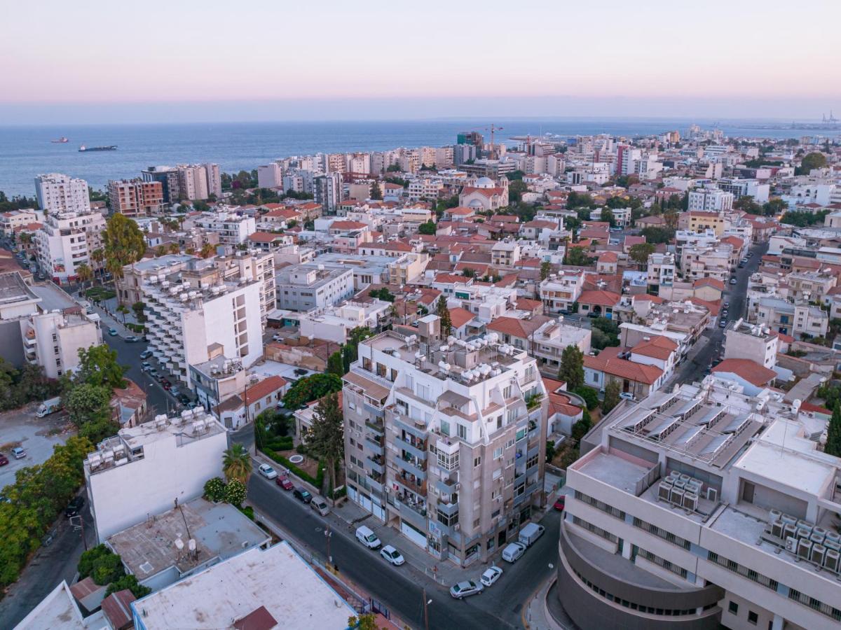 Sanders Coral Court Penthouse - Cute 3-Bedroom Apartment With Balcony Lemesos Exteriér fotografie