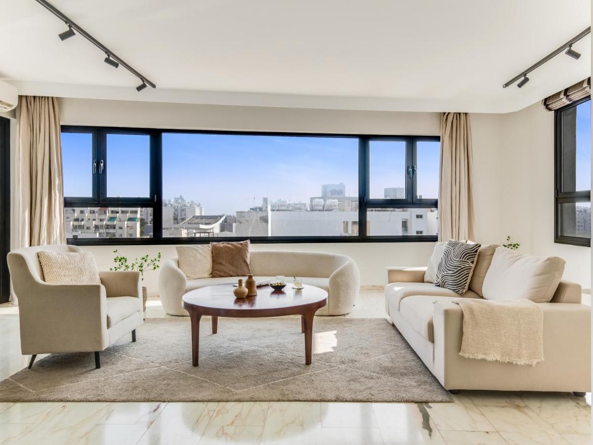Sanders Coral Court Penthouse - Cute 3-Bedroom Apartment With Balcony Lemesos Exteriér fotografie
